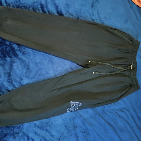 Used Amiri Staggered Jogger Sweatpants - Picture 4 of 4